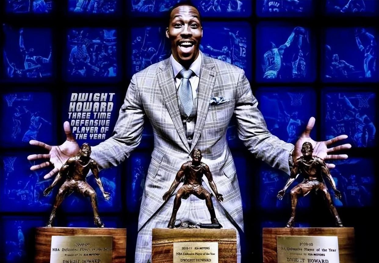 向一垒牵制 向一垒牵制