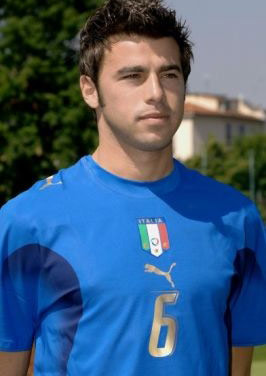 禁区前沿的 禁区前沿的