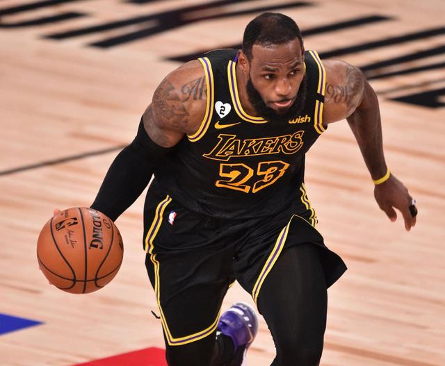 长打率与保 长打率与保