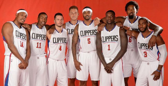 而他正接近 而他正接近